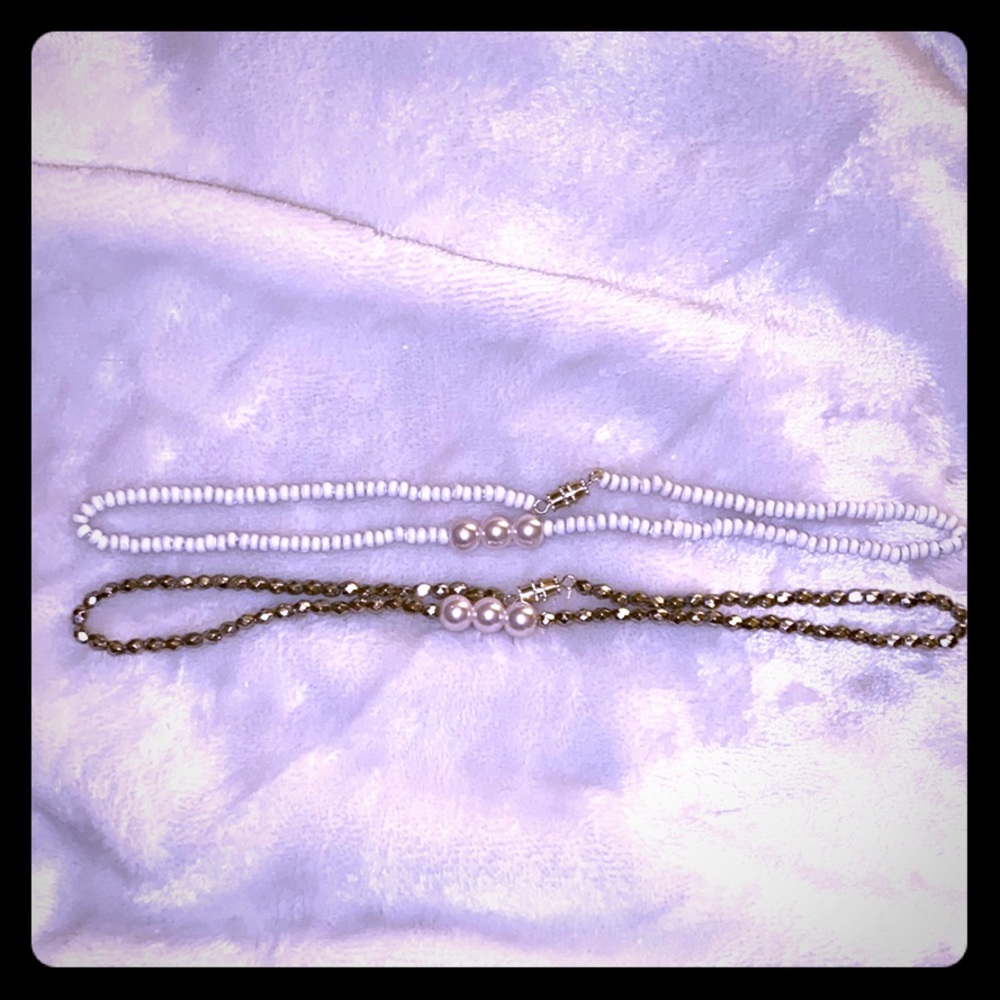 super cute handmade necklaces!!